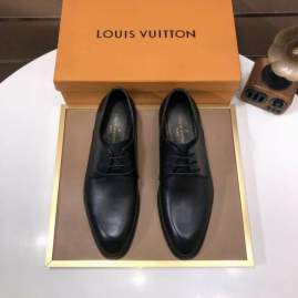 Picture of Louis Vuitton Shoes _SKULVsz38-45hnh085914702